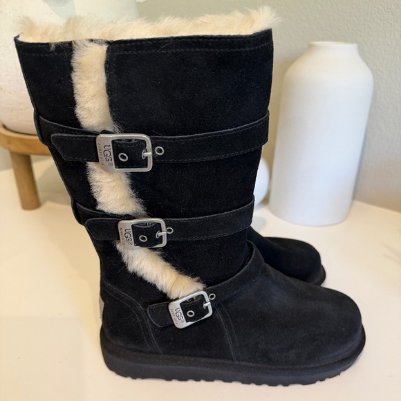 UGG MADDI BOOTS 3 - Picture 3 of 5